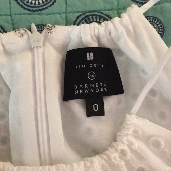 Lisa Perry eyelet blouse size 0 preowned - Picture 3 of 8